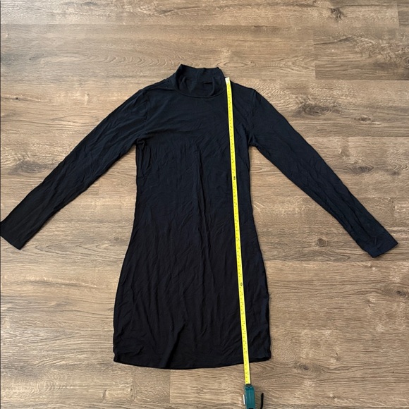 Go Couture Dresses & Skirts - Go Couture Black Long Sleeve Dress Size Medium